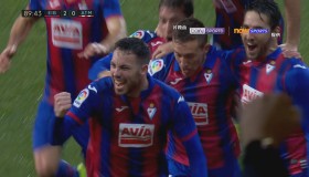 西甲巴塞罗那险胜，多特蒙德压制巴黎，欧冠小组赛首轮亮点回顾